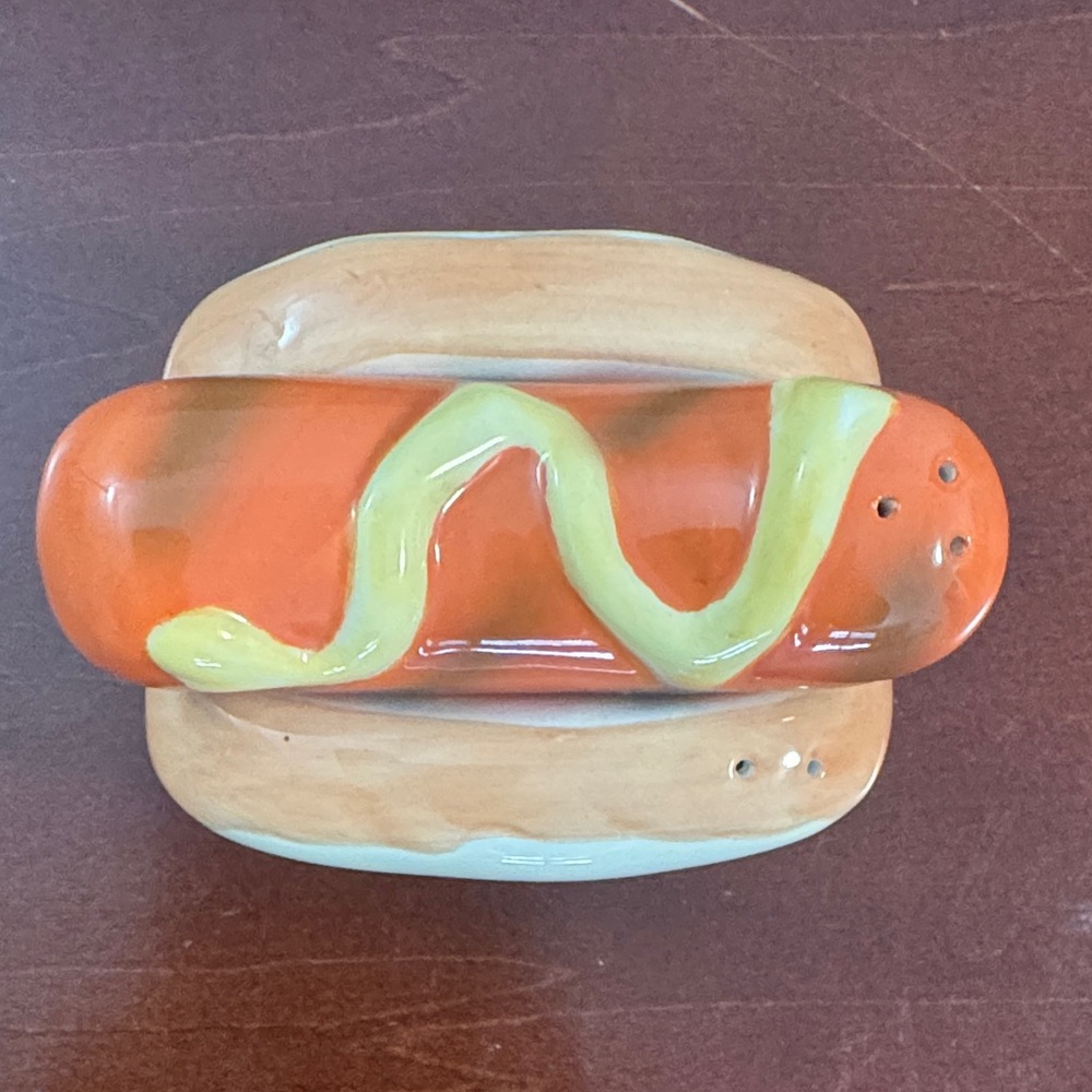 Vintage Salt & Pepper Shakers - Ceramic Hot Dog and Bun.